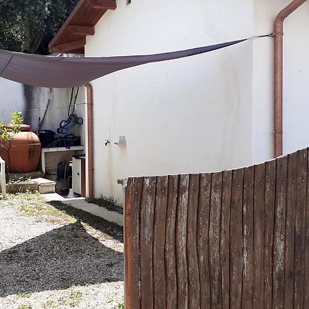 Vila 8 Via V. Monti Loiri Porto San Paolo Exteriér fotografie